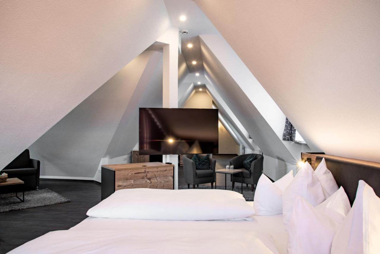 Laichingen Hotel & Restaurant Post מראה חיצוני תמונה