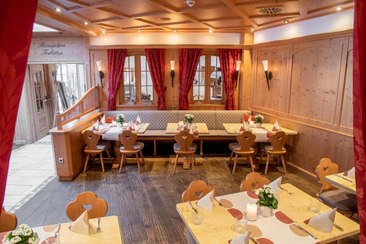 Laichingen Hotel & Restaurant Post מראה חיצוני תמונה