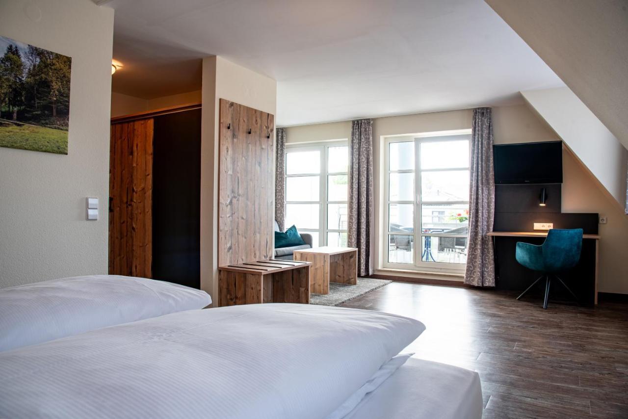 Laichingen Hotel & Restaurant Post מראה חיצוני תמונה